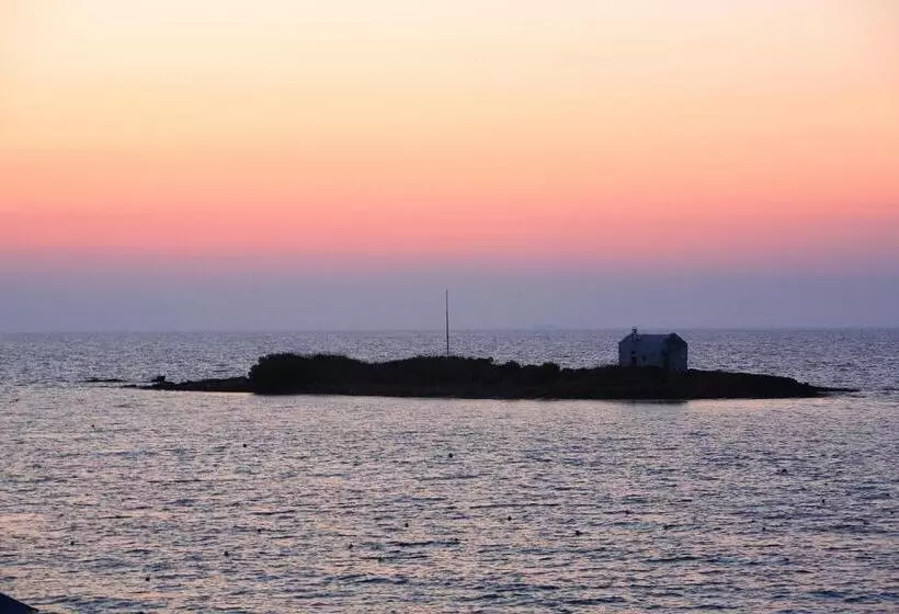 Fotos del hotel Sirens Beach & Village:  19