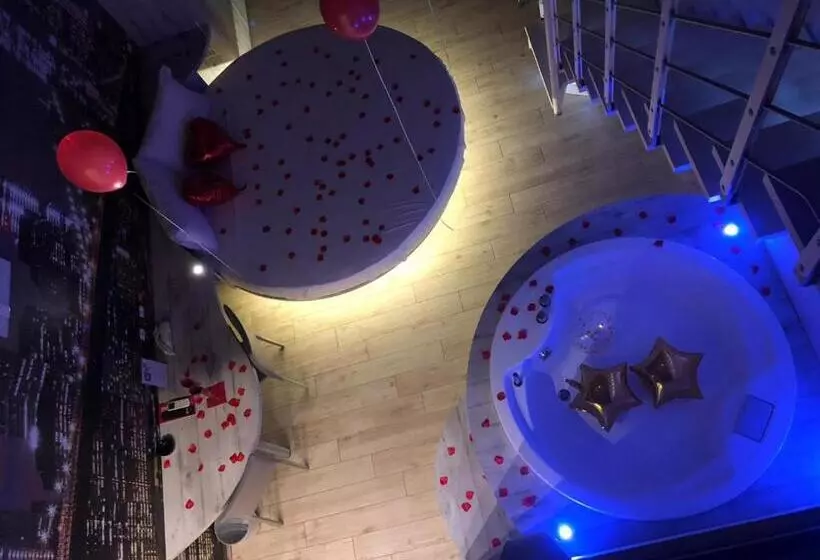 Fotos del hotel Seven Rooms:  2