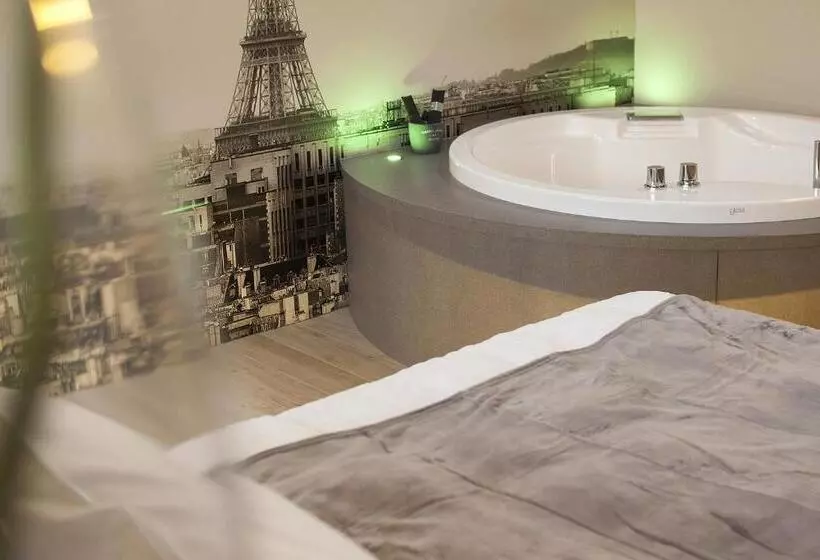 Fotos del hotel Seven Rooms:  24