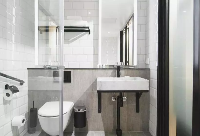 Fotos del hotel With Urban Deli:  9