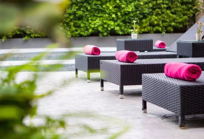 Fotos del hotel Golden Tulip Essential Pattaya:  11