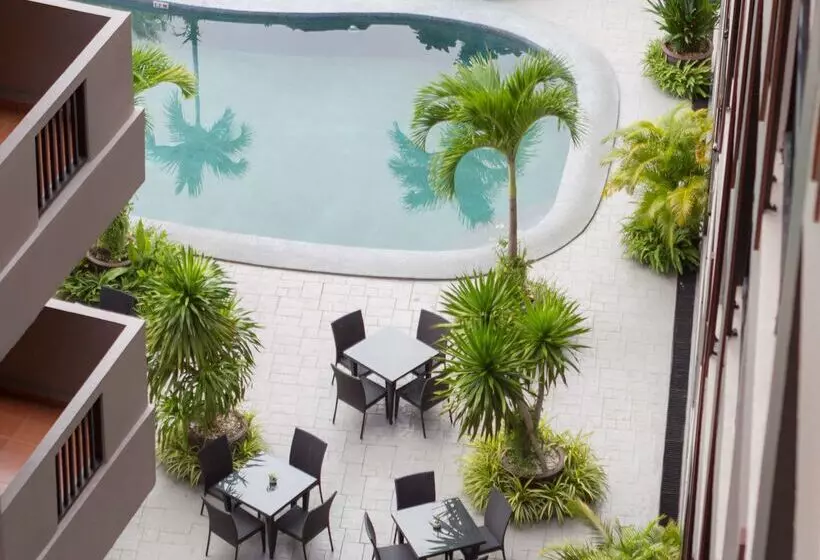 Fotos del hotel Golden Tulip Essential Pattaya:  20