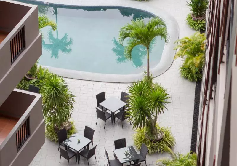 Fotos del hotel Golden Tulip Essential Pattaya:  16