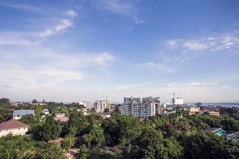 Fotos del hotel Golden Tulip Essential Pattaya:  15