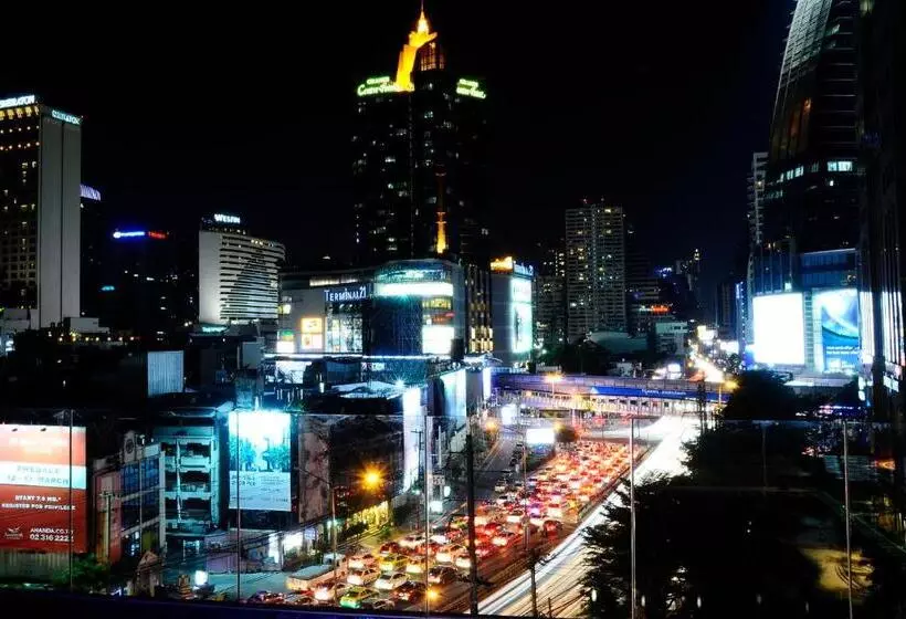 Fotos del hotel Clover Asoke:  6