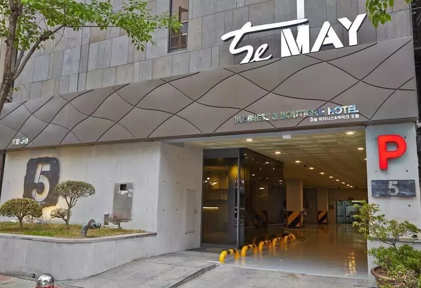 Fotos del hotel The May:  23