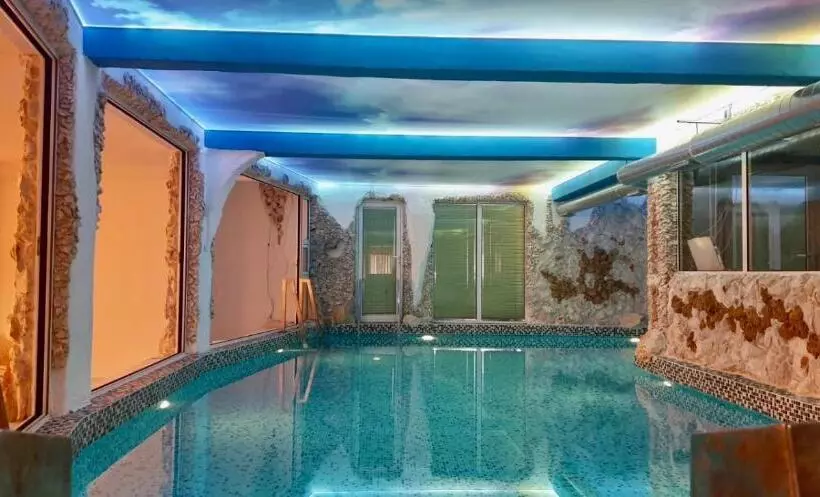 Fotos del hotel Bali Colosseum:  3