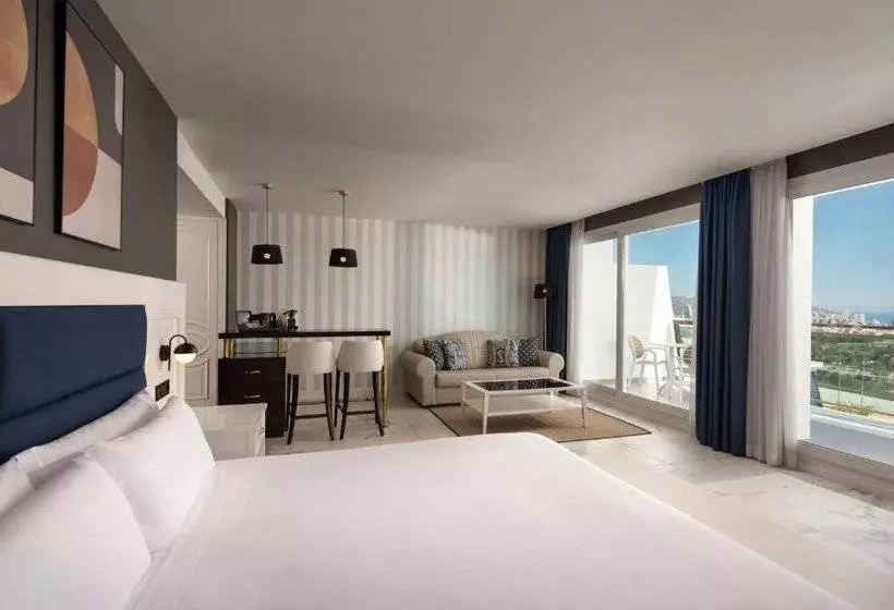 Fotos del hotel Grand Luxor, Includes Tickets to Mundomar & Aqualandia Parks:  3