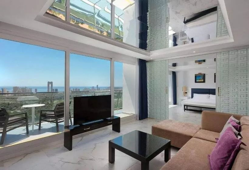 Fotos del hotel Grand Luxor, Includes Tickets to Mundomar & Aqualandia Parks:  32