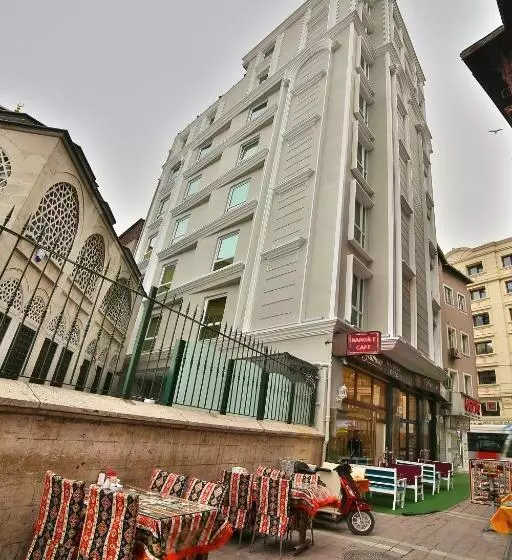 Glamour  Istanbul Sirkeci