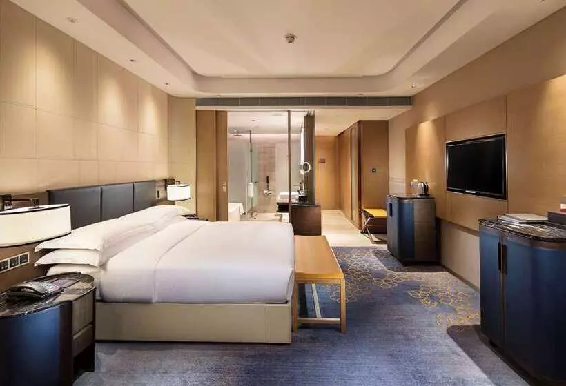 Hilton Jinan South Hotel & Residences