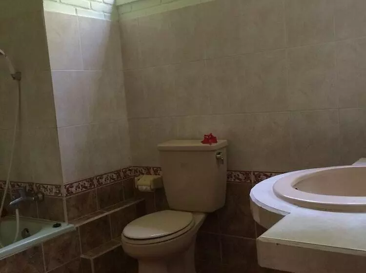 Fotos del hotel Wenara Bali Bungalow:  5