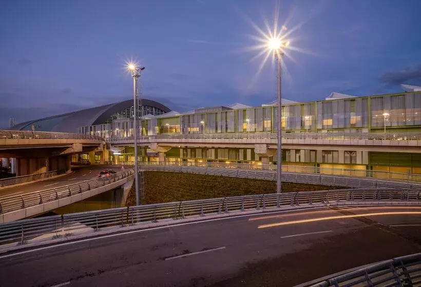 Fotos del hotel Tav Airport Hotel Izmir:  3