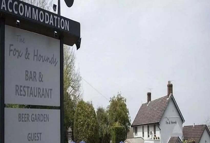 Fotos del hotel The Fox & Hounds:  6