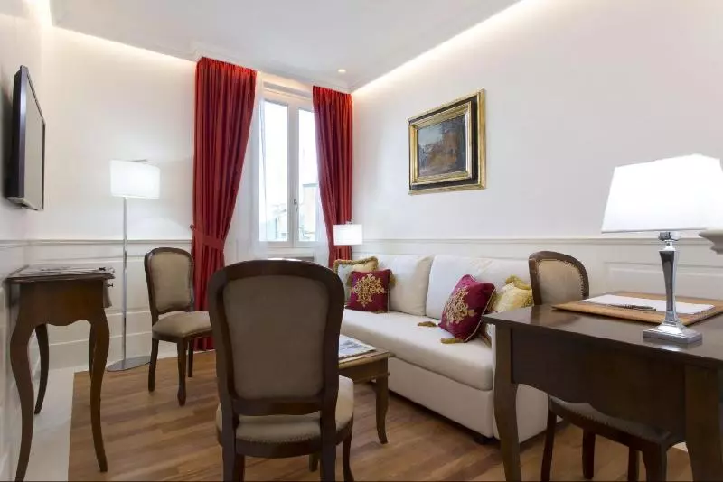 Fotos del hotel Degli Artisti:  19