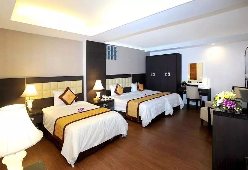 Fotos del hotel New Era  & Villa:  8