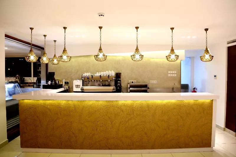 Fotos del hotel A44:  6