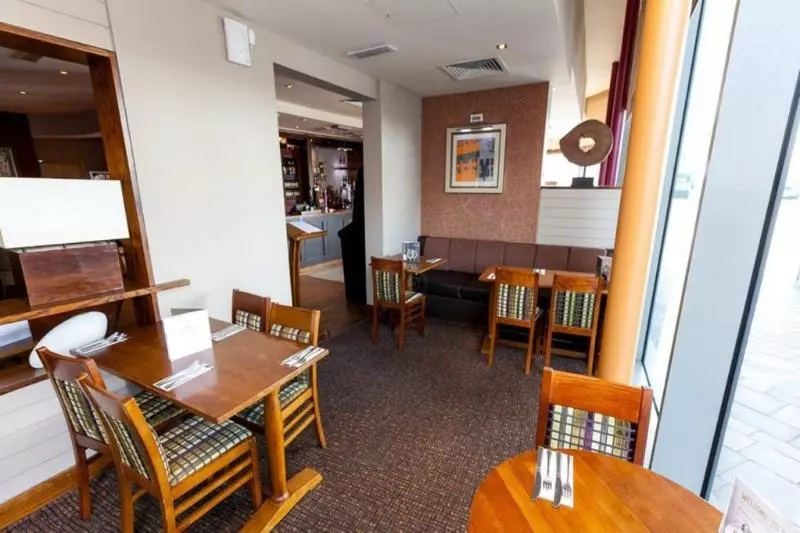 Fotos del hotel Premier Inn Belfast Titanic Quarter City Airport:  3