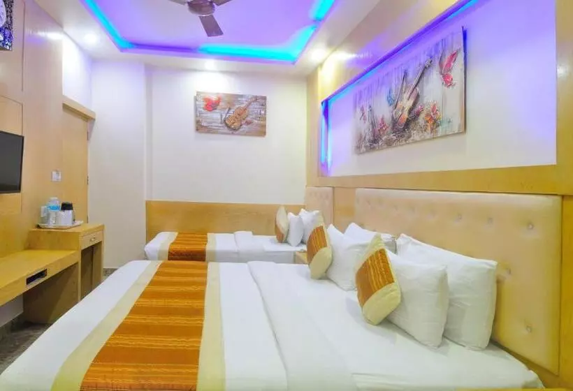 Fotos del hotel Prince Palace Deluxe By Check In Room:  13