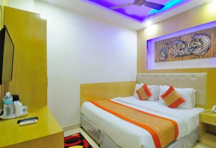 Fotos del hotel Prince Palace Deluxe By Check In Room:  11