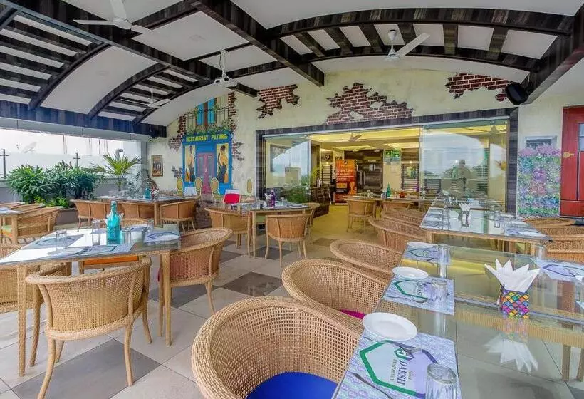 Fotos del hotel Treebo Trend Daksh Residency:  11