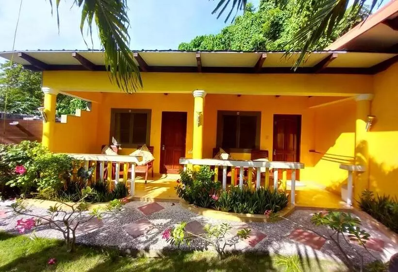 Fotos del hotel Malapascua Garden Resort:  7