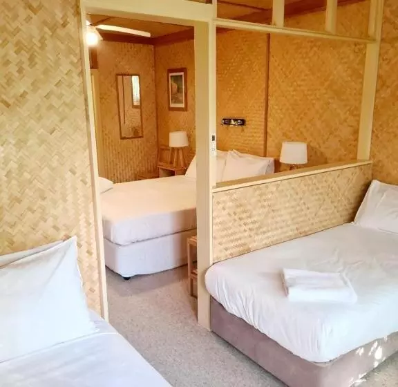 Fotos del hotel Tallow Beach Motel  Adults Only:  17