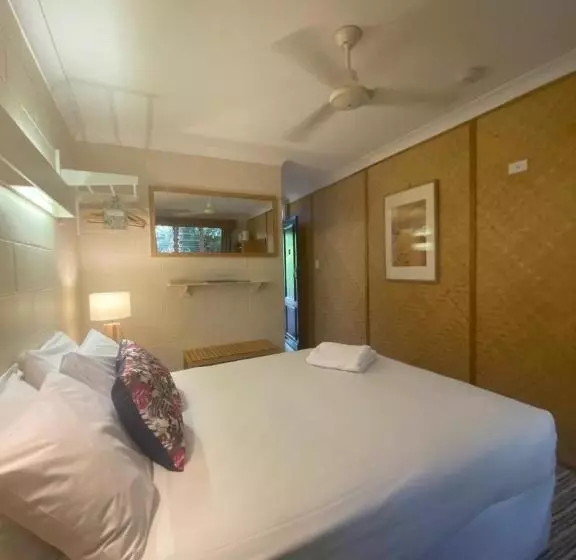 Fotos del hotel Tallow Beach Motel  Adults Only:  16
