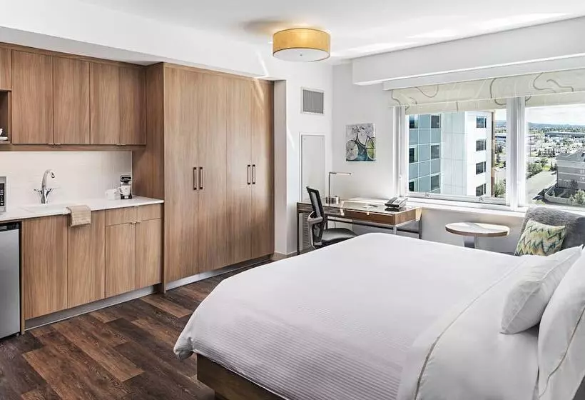 Fotos del hotel Element Calgary Airport:  13