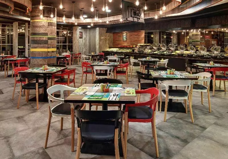 Fotos del hotel Ibis Styles Makassar Sam Ratulangi:  5
