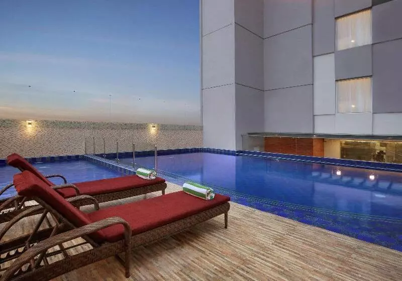 Fotos del hotel Ibis Styles Makassar Sam Ratulangi:  10