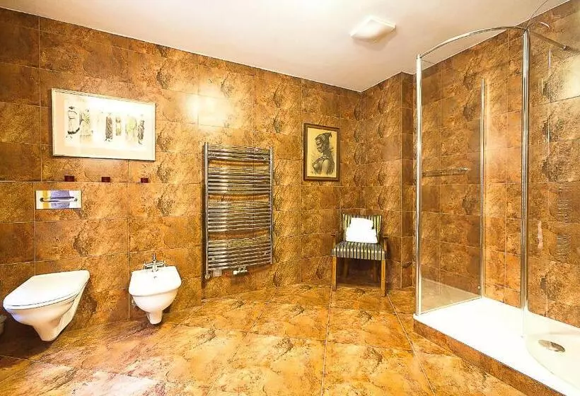 Fotos del hotel Kr?ín?v D?m:  15