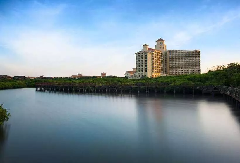 Doubletree Resort By Hilton Hainan Chengmai
