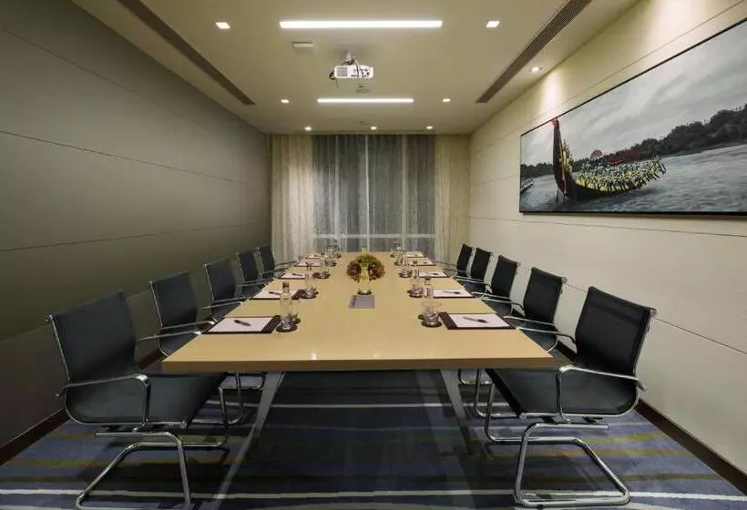 Fotos del hotel Courtyard By Marriott Bengaluru Outer Ring Road:  7