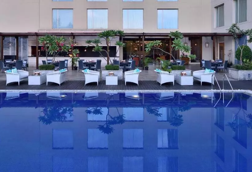 Fotos del hotel Courtyard By Marriott Bengaluru Outer Ring Road:  6
