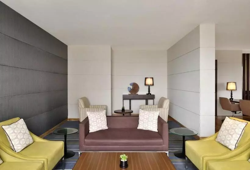 Fotos del hotel Courtyard By Marriott Bengaluru Outer Ring Road:  20