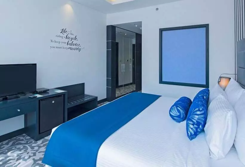 Fotos del hotel Signature 1  Tecom:  72