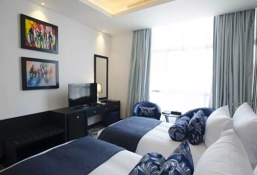 Fotos del hotel Signature 1  Tecom:  24