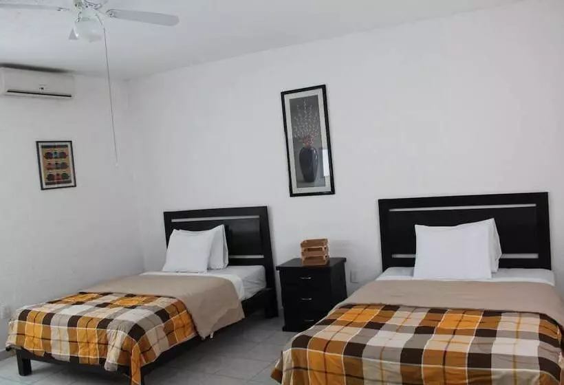 Fotos del hotel Villas Cuernavaca:  8
