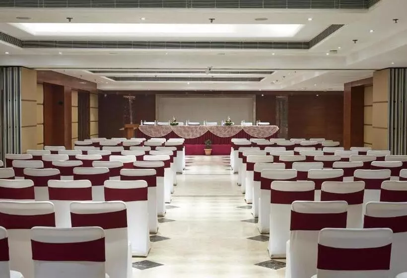 Fotos del hotel The P L Palace Agra:  24