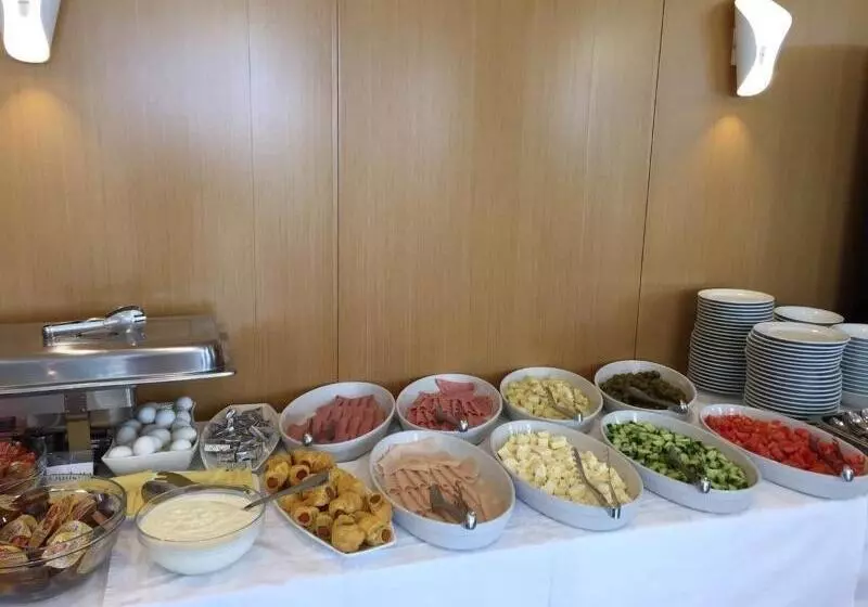 Fotos del hotel Luxury:  15