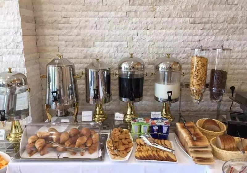 Fotos del hotel Luxury:  4
