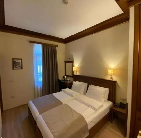 Fotos del hotel Argjiro:  9