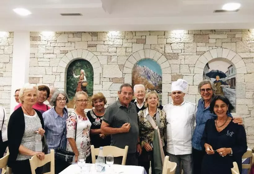 Fotos del hotel Argjiro:  13