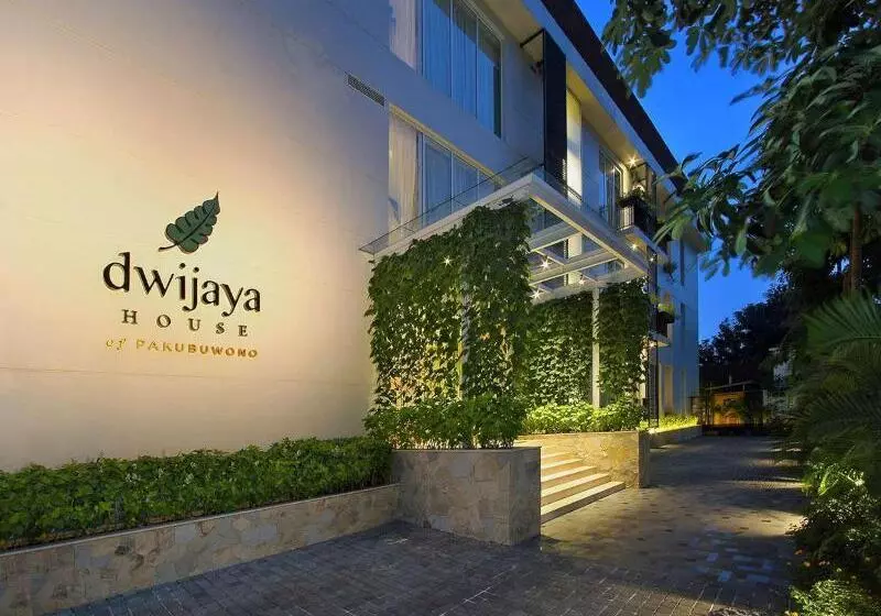 Fotos del hotel Dwijaya House Of Pakubuwono:  12
