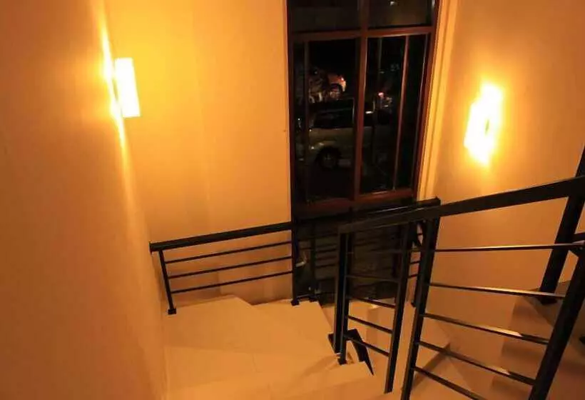 Fotos del hotel Griya Amartha Setiabudi Redpartner:  8