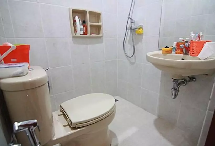 Fotos del hotel Griya Amartha Setiabudi Redpartner:  3