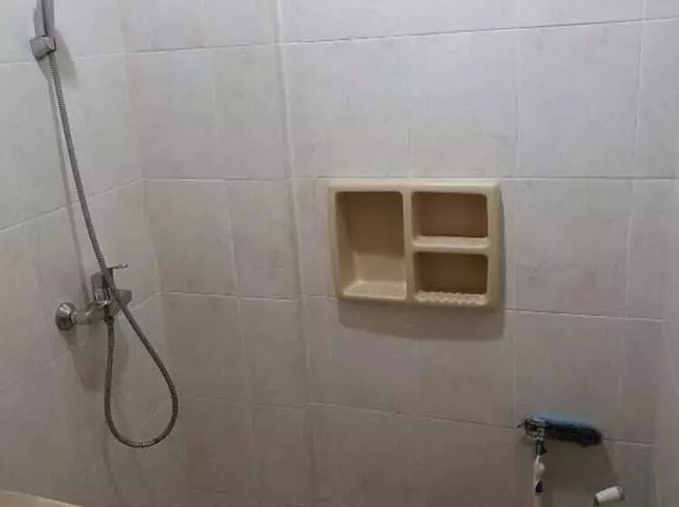 Fotos del hotel Griya Amartha Setiabudi Redpartner:  7
