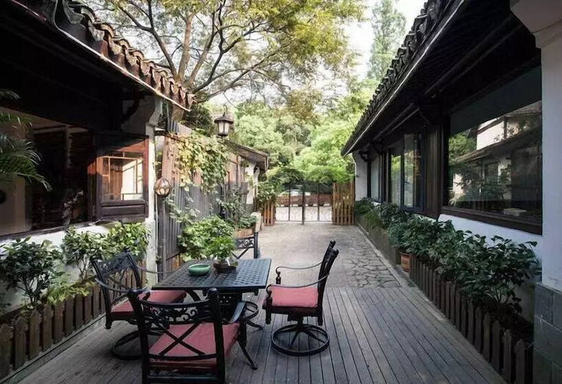 Fotos del hotel Yurong West Lake Cottage Resort  Hangzhou:  6