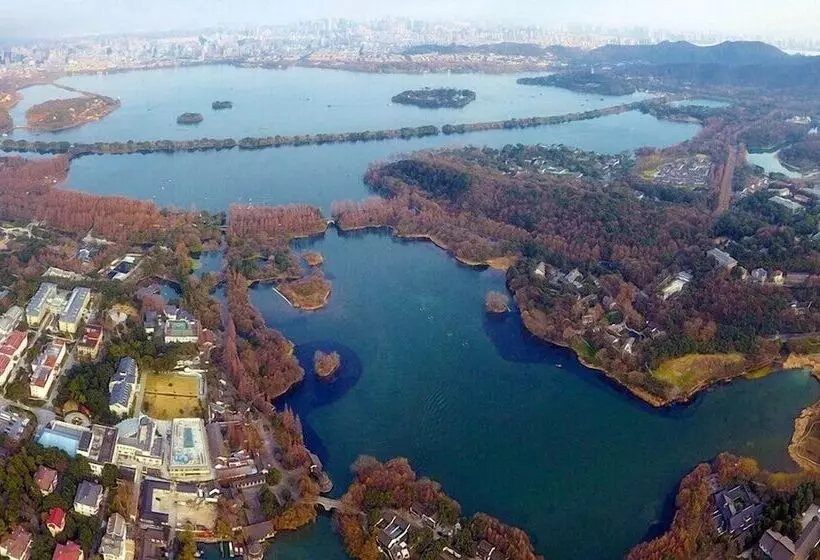 Fotos del hotel Yurong West Lake Cottage Resort  Hangzhou:  10